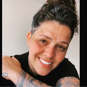 Meet your Posher, Kasandra